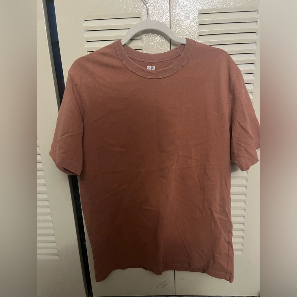 Uniqlo U t shirt in clay